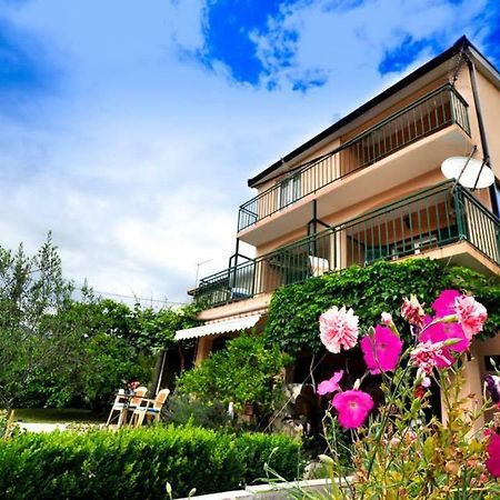 Apartments Franic Ploce  Ngoại thất bức ảnh