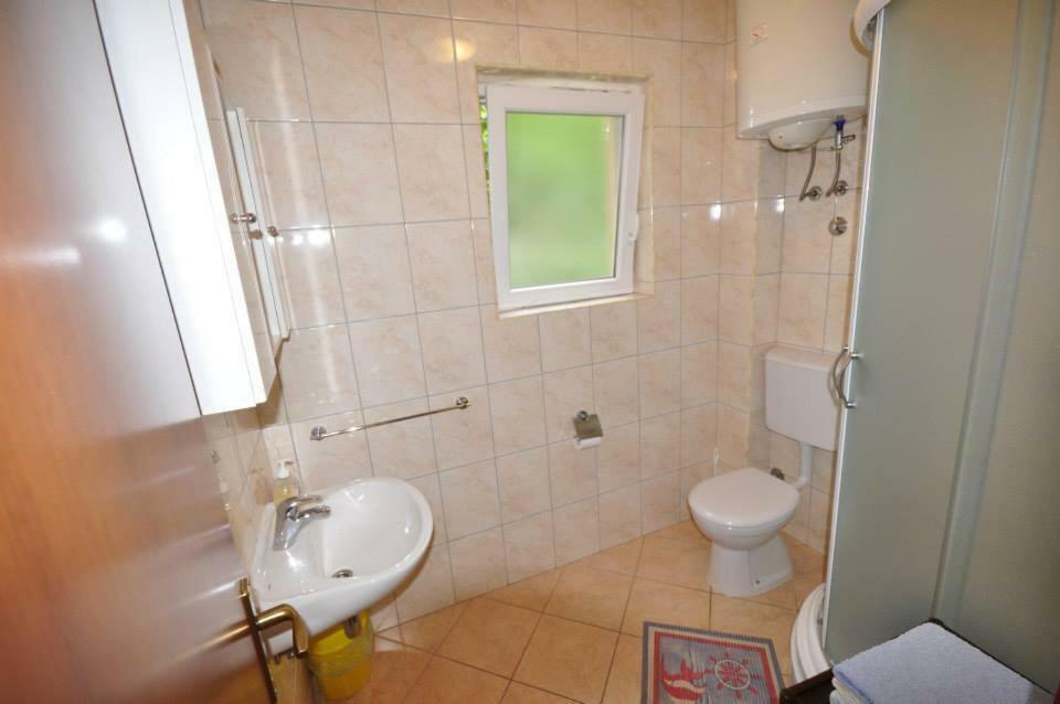 Apartments Franic Ploce  Ngoại thất bức ảnh